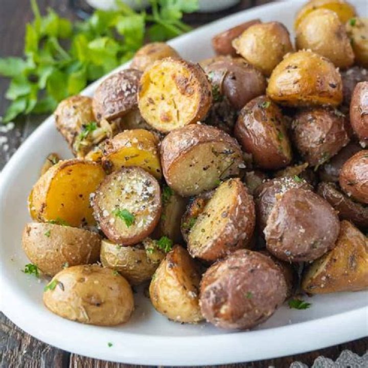 Can you give chickens raw potatoes?