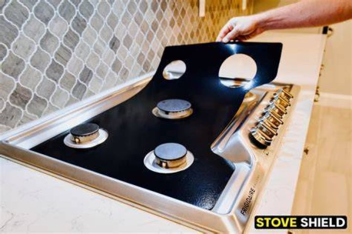 How do you disassemble a gas stove?