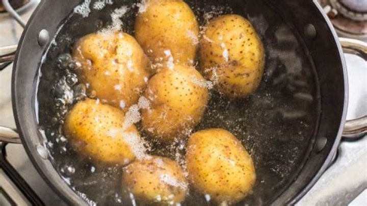 How do you parboil something?