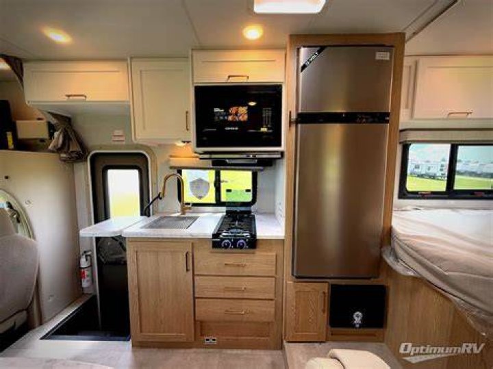 How often do you travel in a Thor Motor Coach Chateau?