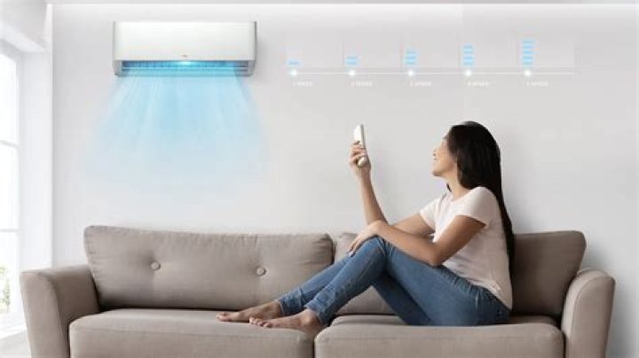 What does it mean when the lights dim when the air conditioner comes on?