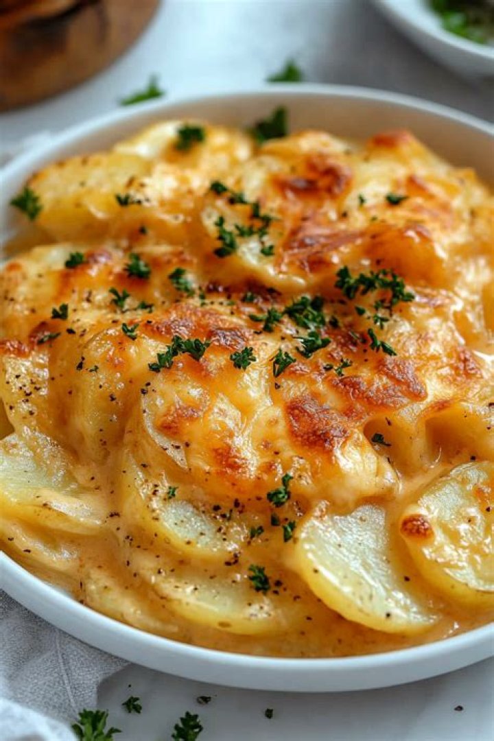 What is in cheesy potatoes?
