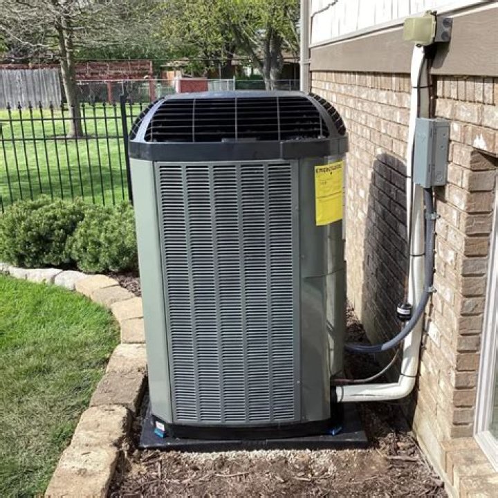 What kind of condenser does a dm2663 use?