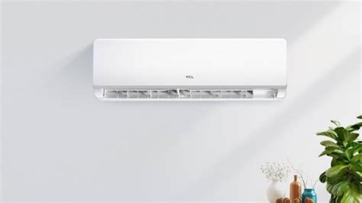 What kind of Pn does a Dometic air conditioner use?