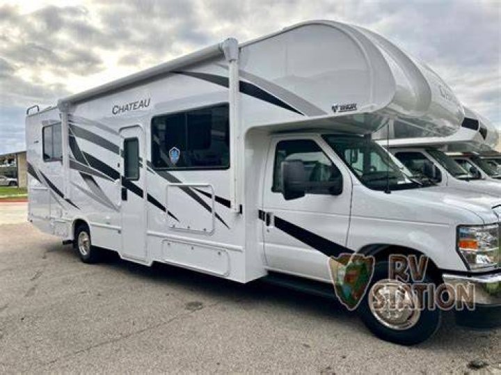 When does the Thor Motor Coach Chateau 28z come out?